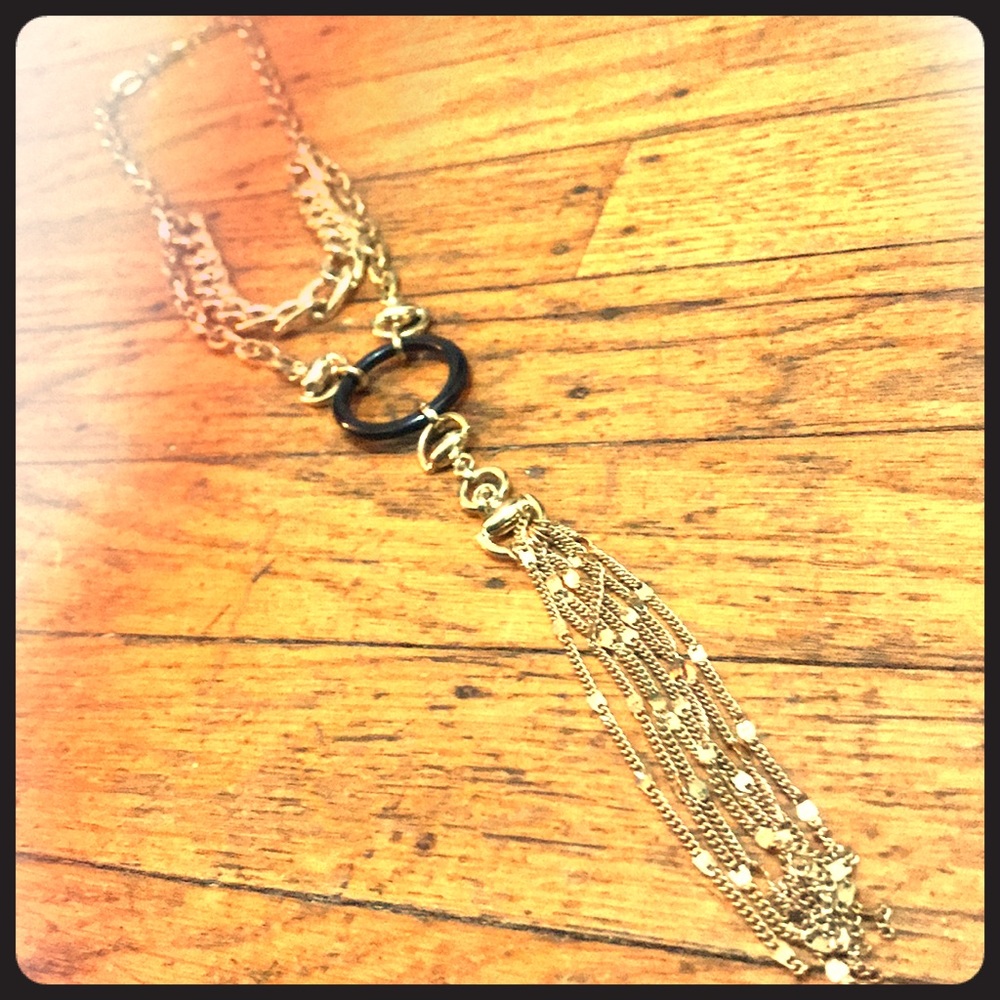 Gorgeous GOLD layered Express necklace!